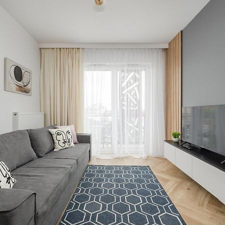 Michalczyka Stylish Apartment With Parking In The City Center Of Wroclaw By Noclegi Renters מראה חיצוני תמונה